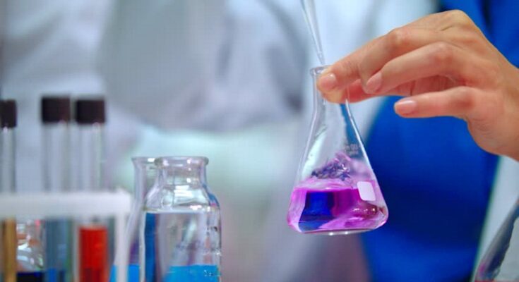 General Wet Electronic Chemicals Market