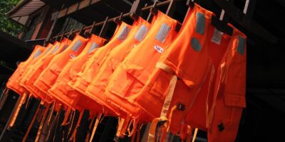 Life Jackets & Life Vests Market